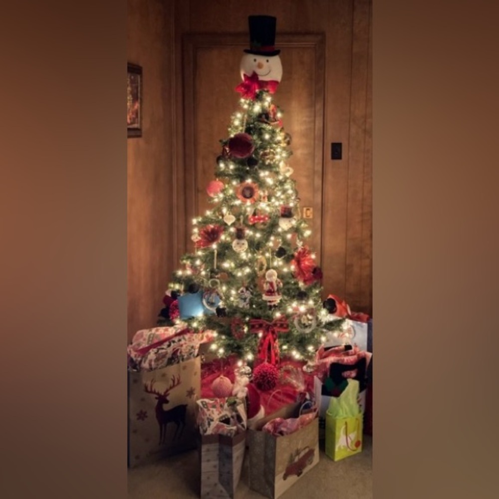 Festive Holiday Snowman Christmas Tree Topper